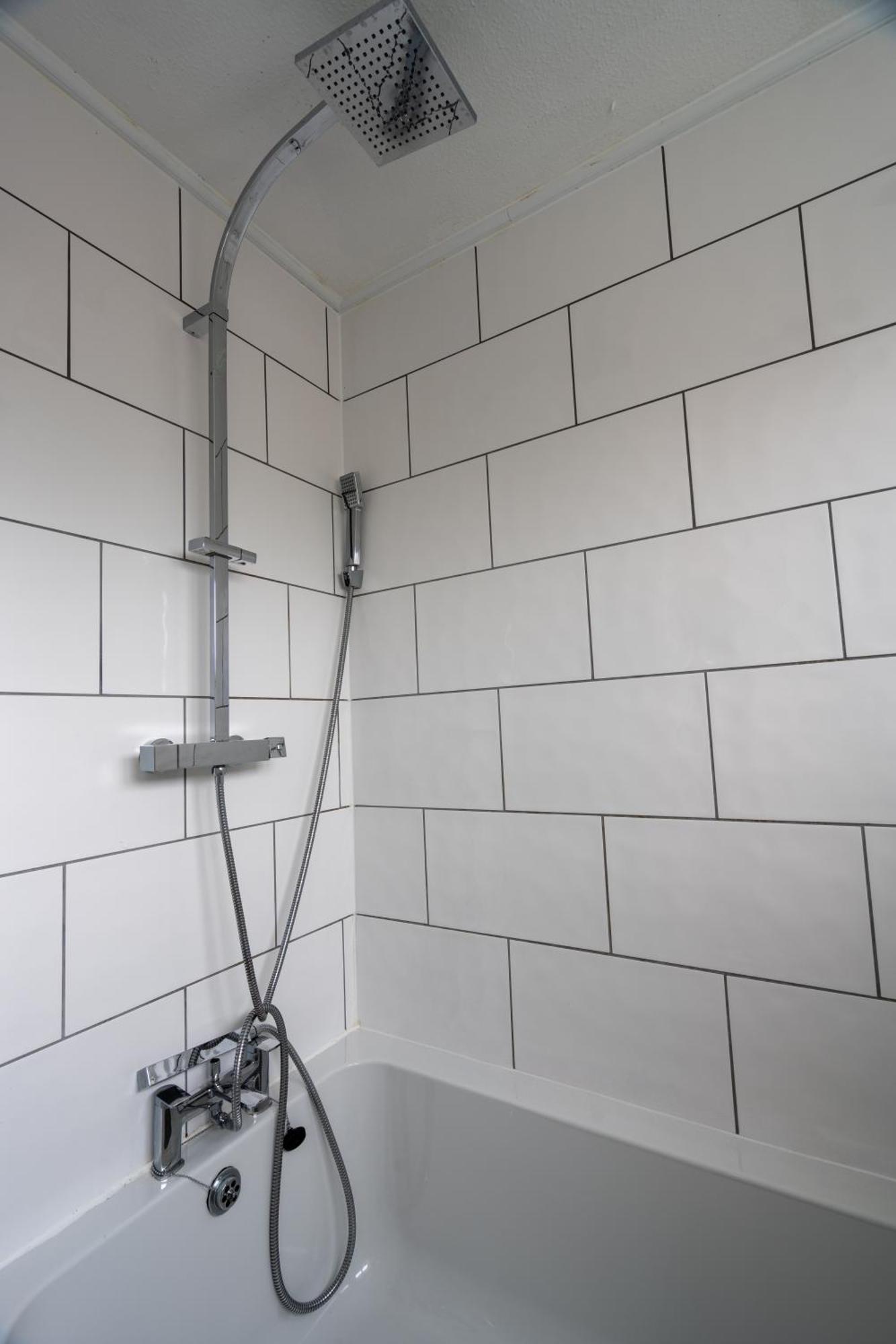 A Charming 3 Bed Home Next To Nec And Birmingham International Airport Marston Green Ngoại thất bức ảnh